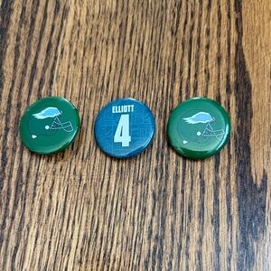 3 Philadelphia Eagles Helmut & Elliot 4 Pins